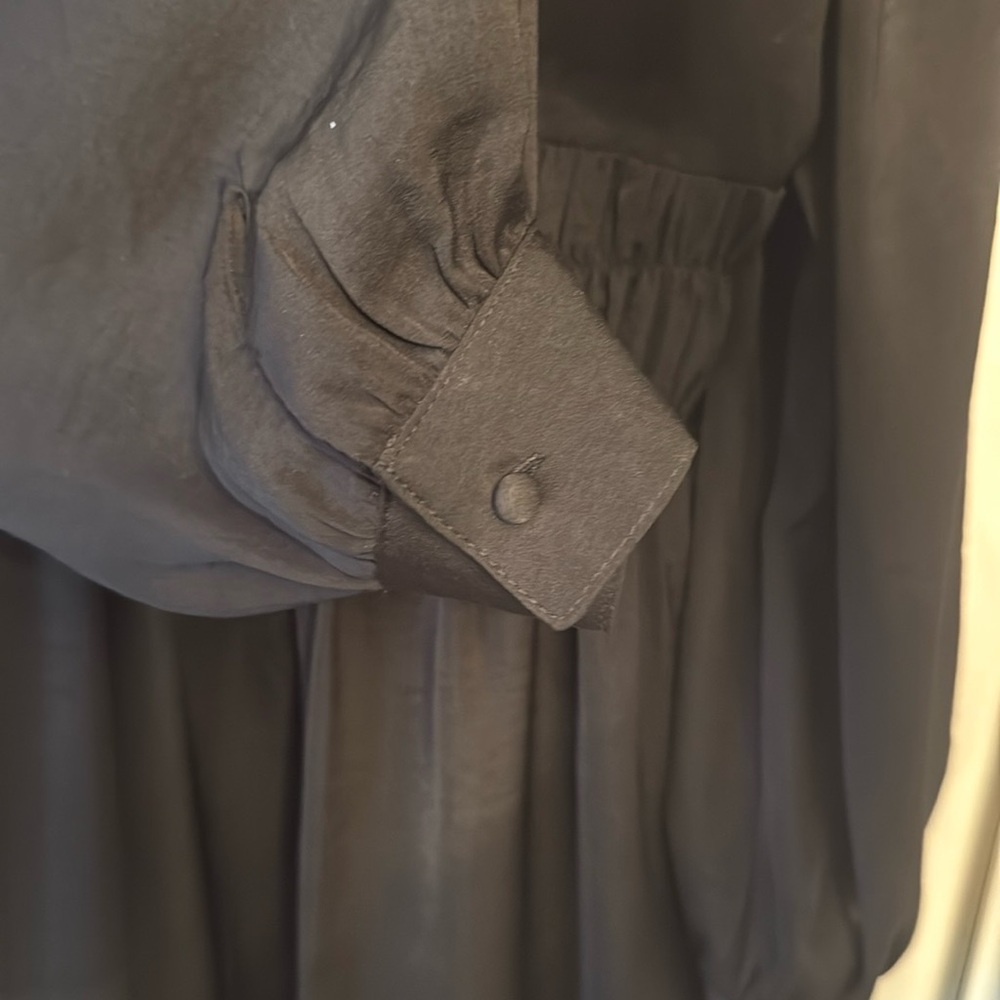 Express Flowy Elegant Black Dress - Picture 9 of 11